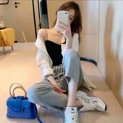 和死对头同居后我被撩疯了